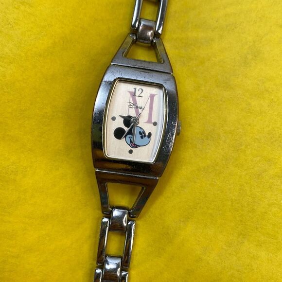 Disney Mickey  Mouse Watch - Picture 1 of 9